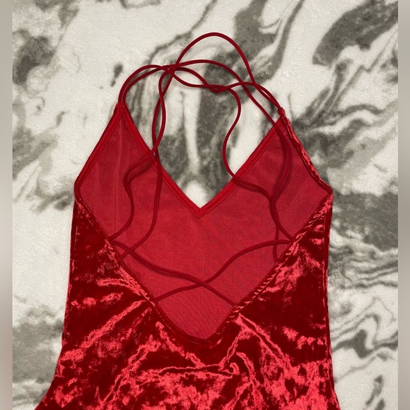 H&M | Divided H&M | Red Velvet Bodysuit | Size: XS - Picture 6 of 8